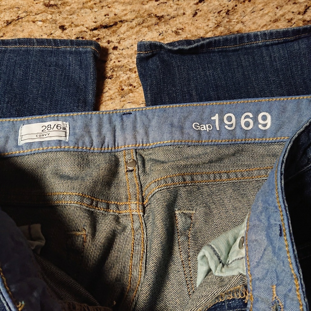 Gap Jeans - Picture 3 of 4